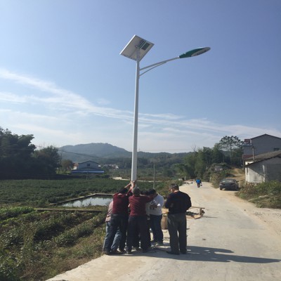 A臂太阳能路灯